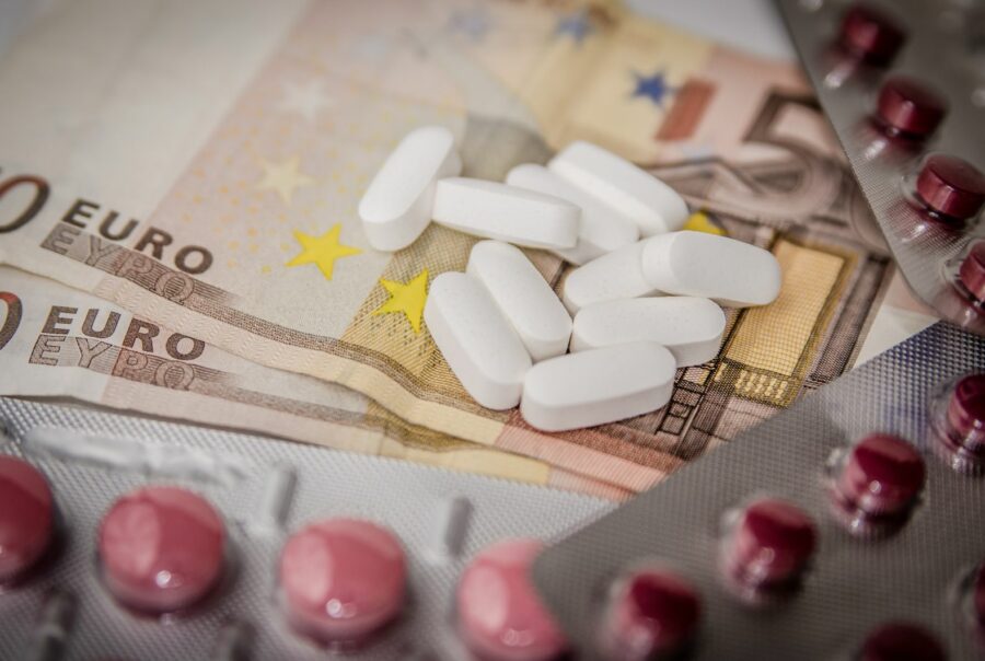 financiarisation de la santé, souveraineté médicale et accès aux soins